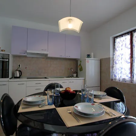 Holiday House Chiara *