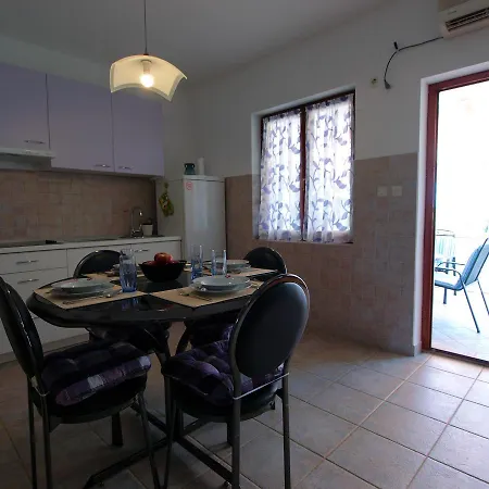 Holiday home Holiday House Chiara *